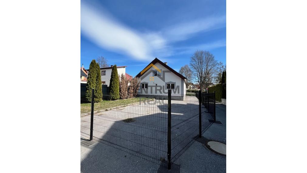 RODINNÝ DOM V OBCI S NAJKRAJŠÍM VÝHĽADOM NA VYSOKÉ TATRY