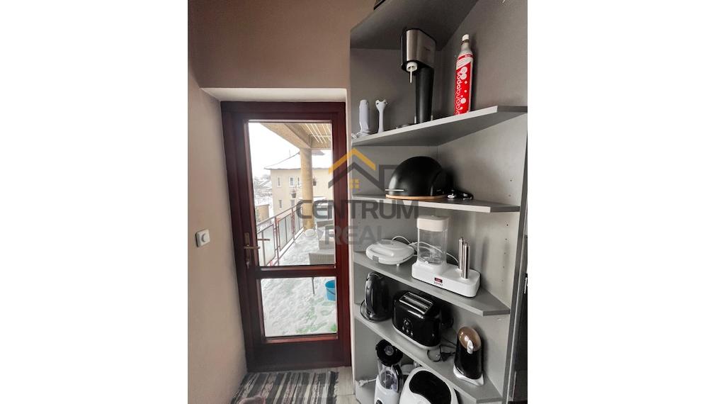 Exkluzívny predaj – priestranný 3-izbový zariadený byt v tichej lokalite Kežmarku (Pod traťou)