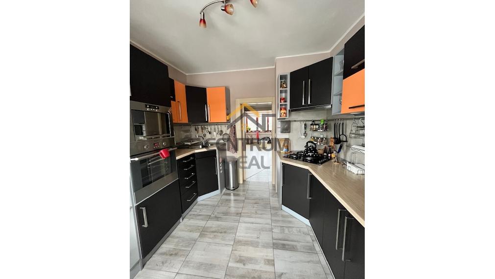 Exkluzívny predaj – priestranný 3-izbový zariadený byt v tichej lokalite Kežmarku (Pod traťou)