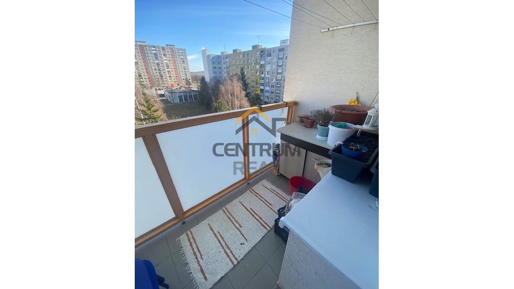 PREDAJ – slnečný 3-izbový byt v Poprade sídlisko JUH 3 s balkónom