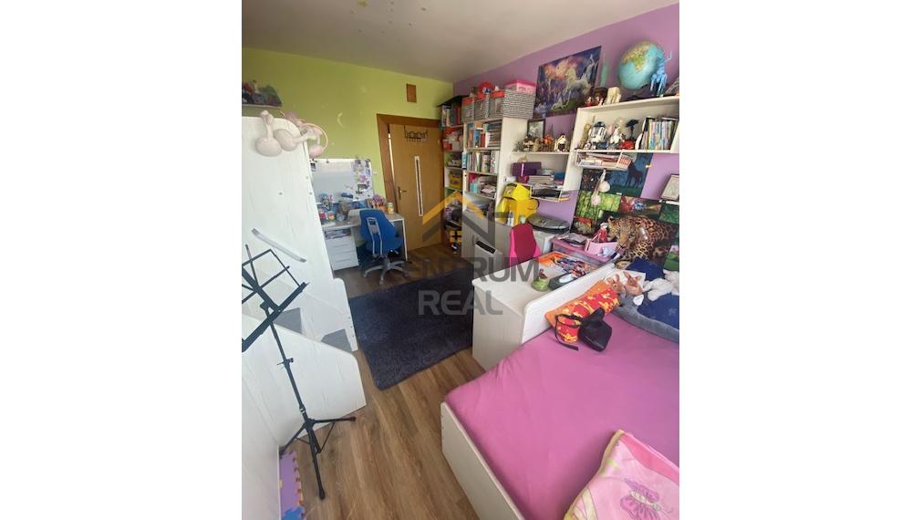 PREDAJ – slnečný 3-izbový byt v Poprade sídlisko JUH 3 s balkónom