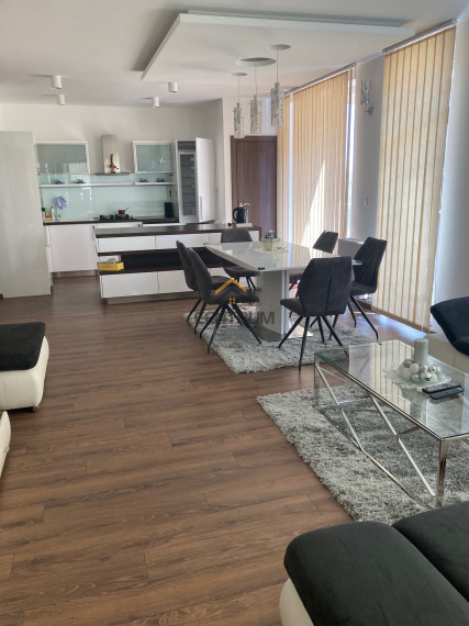 PRENÁJOM - 3 IZBOVÝ NADŠTANDARDNÝ KOMPLETNE ZARIADENÝ BYT