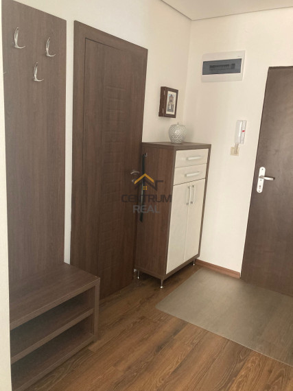 PRENÁJOM - 3 IZBOVÝ NADŠTANDARDNÝ KOMPLETNE ZARIADENÝ BYT