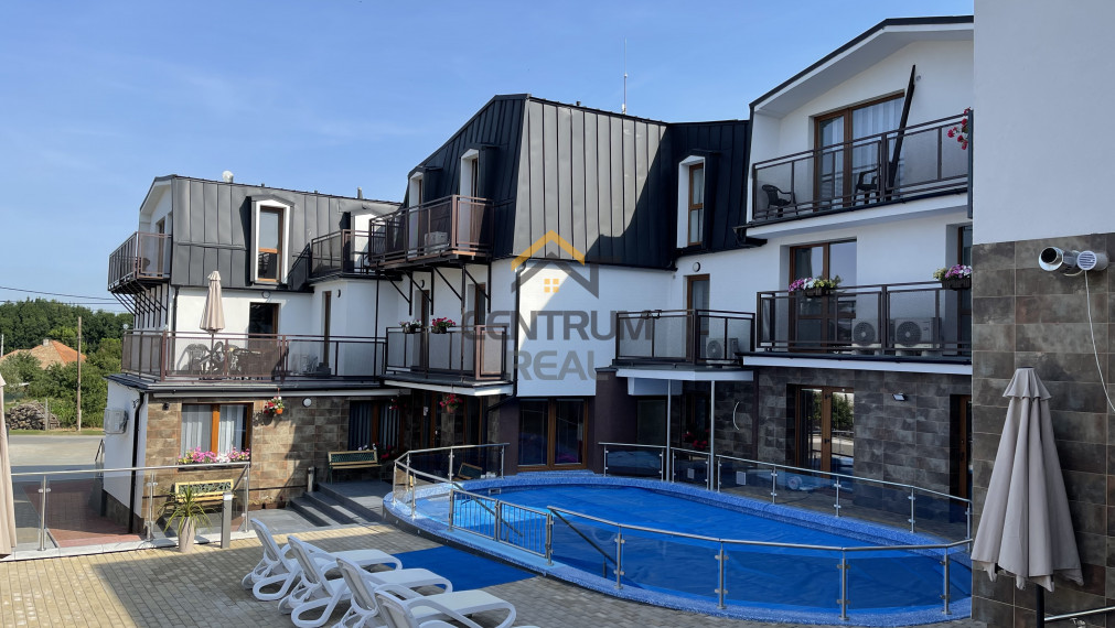 NADŠTANDARDNÝ APARTMÁNOVÝ DOM L-MAX  v Podhájskej - novostavba