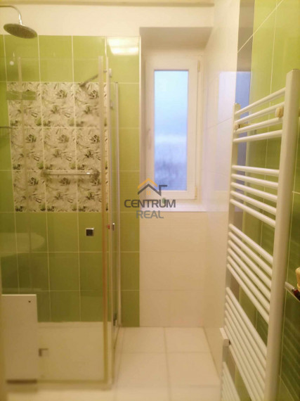 3 izbový slnečný tehlový  byt , Poprad Centrum  78 m2 + Garáž možnosť do prenájmu  -  REZERVOVANÉ