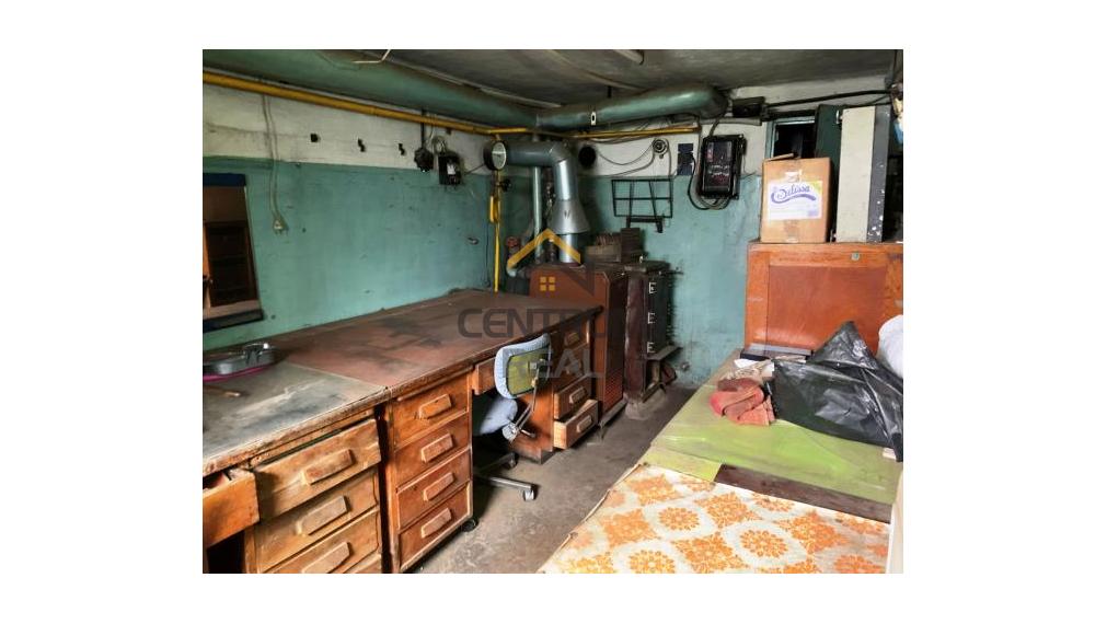 REZERVOVANÝ Baťovský rodinný poldom s garážou