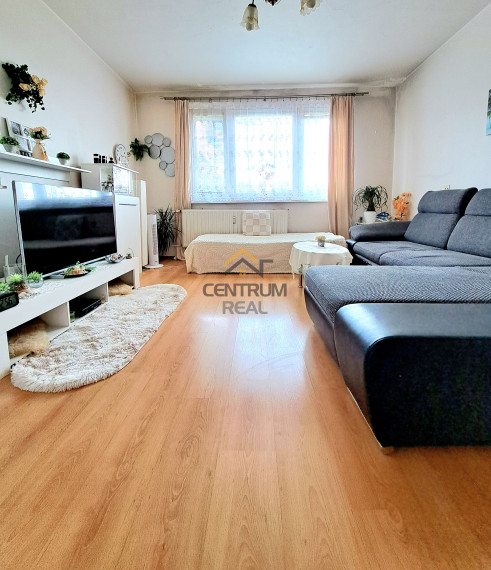 NA PREDAJ: 3- izbový byt, Levoča