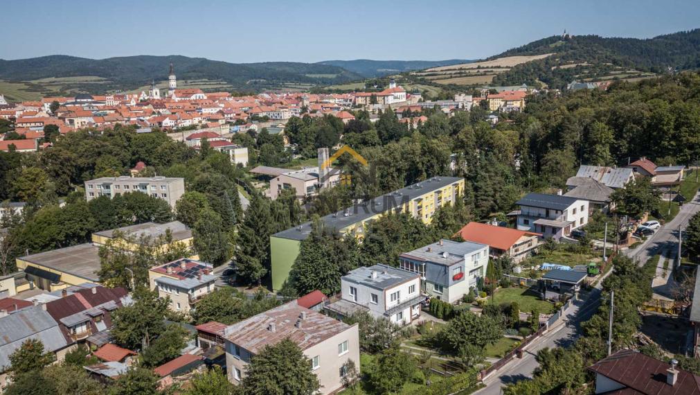 Samostojací rodinný dom vo vinikajúcej lokalite priamo v Levoči
