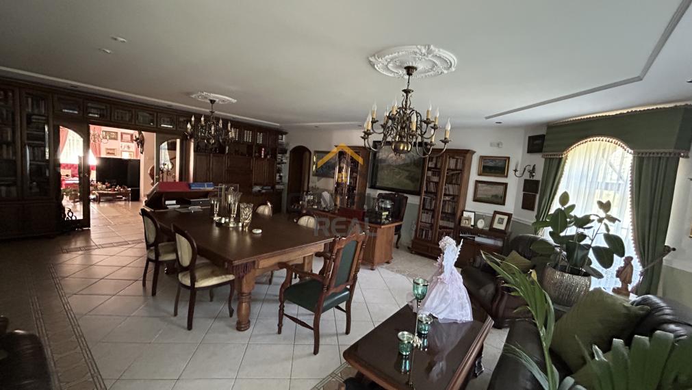 Veľkolepé rodinné sídlo s bazénom pod Tatrami