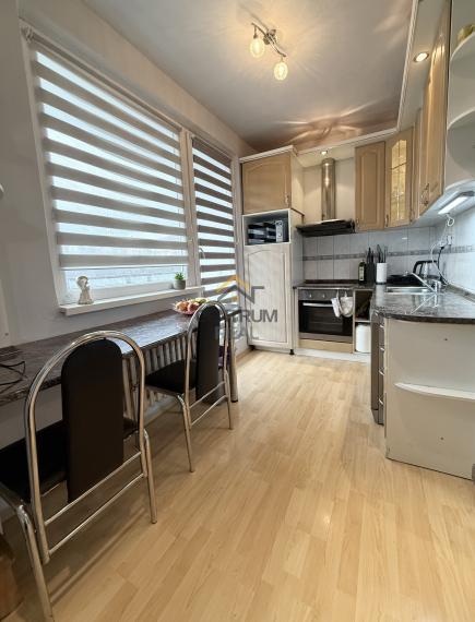 NA PREDAJ - 3-izbový byt priamo v meste  Levoča.