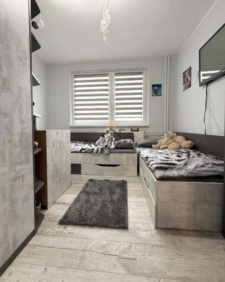 NA PREDAJ - 3-izbový byt priamo v meste  Levoča.