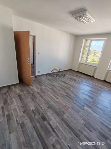 PRENÁJOM  2-izbový nezariadený byt v blízkosti centra Poprad
