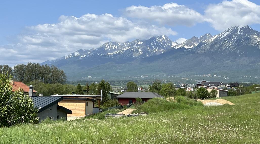 Atraktívny stavebný pozemok v Mlynici na predaj