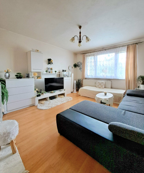 NA PREDAJ: 3- izbový byt, Levoča