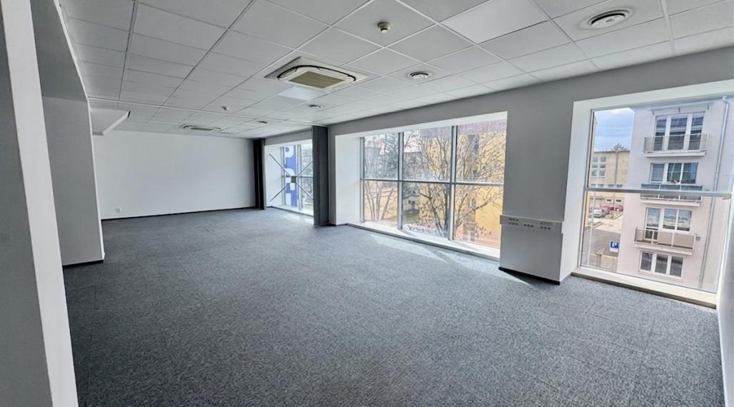 PRENÁJOM KANCELÁRSKYCH PRIESTOROV V BLÍZKOSTI CENTRA POPRAD