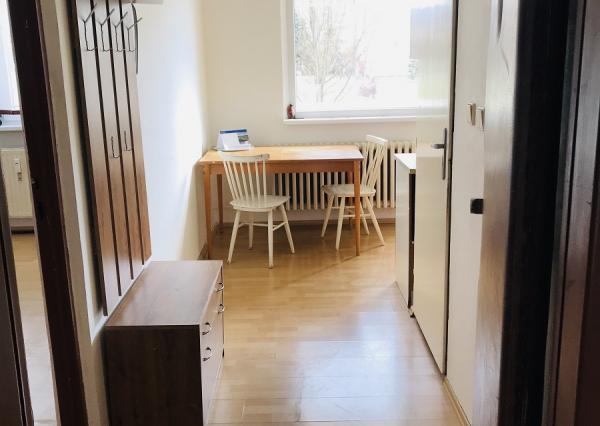 Predaný 1. Izbový byt o výmere 33,33m2 Byt má veľký balkón o výmere 3m2