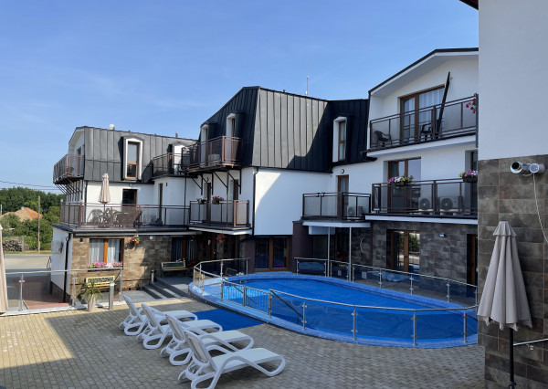 NADŠTANDARDNÝ APARTMÁNOVÝ DOM L-MAX v Podhájskej - novostavba