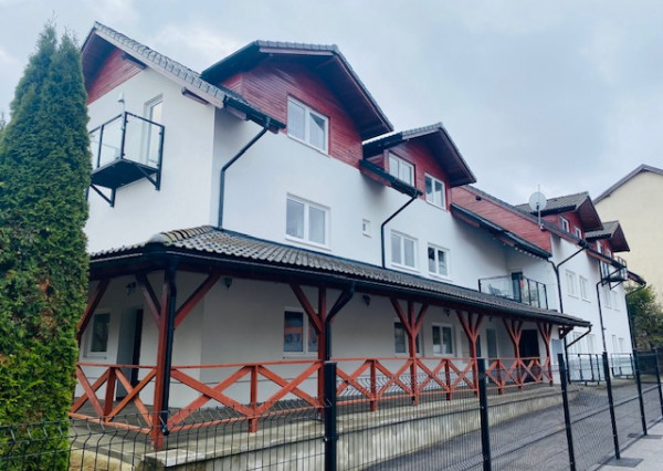 BÝVANIE POD TATRAMI - 1 IZBOVÝ BYT V CENTRE NOVEJ LESNEJ